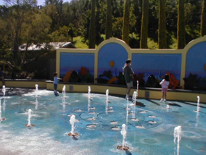 Fountains and gardens at Gilroy Gardens Family Theme Park (photographed when it was still called Bonfante Gardens)
